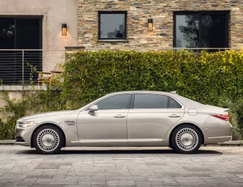 2020–22 Genesis G90 [North America] '2019–21