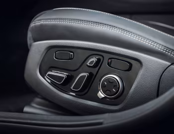 Интерьер 2020–22 Genesis G90 [North America] '2019–21
