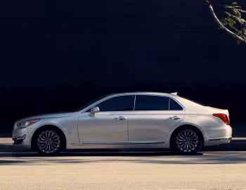 2017–19 Genesis G90 [North America] (HI) '2016–19
