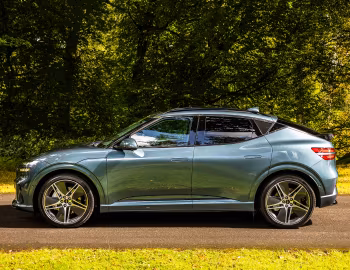 Genesis GV60 [UK-spec] '2025–н.в.