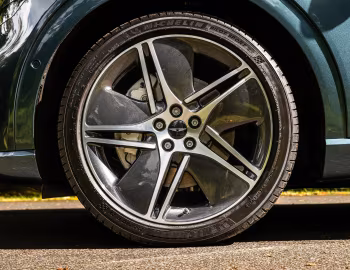 Genesis GV60 [UK-spec] '2025–н.в.