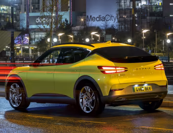 Genesis GV60 [UK-spec] '2022–25