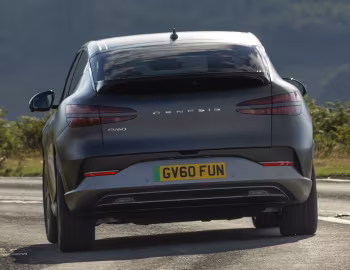 Genesis GV60 [UK-spec] '2022–25