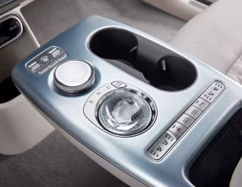 Интерьер Genesis GV60 [South Korea] '09.2021–03.2025