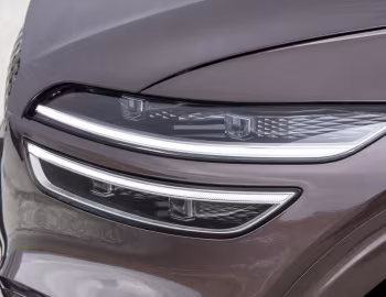 Genesis GV70 2.2D AWD [UK-spec] '2021–24