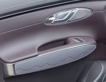Интерьер Genesis GV70 2.2D AWD [UK-spec] '2021–24
