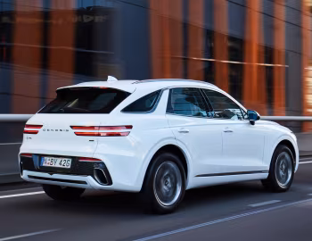 Genesis GV70 2.5T [Australia] '2021–24