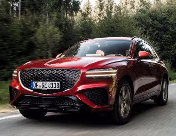 Genesis GV70 2.5T AWD [EU-spec] '2021–24