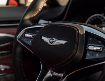Интерьер Genesis GV70 2.5T AWD [EU-spec] '2021–24
