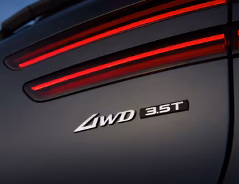 Genesis GV70 3.5T AWD [Australia] '2021–24