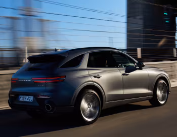 Genesis GV70 3.5T AWD [Australia] '2021–24