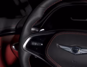 Интерьер 2022–24 Genesis GV70 3.5T AWD [North America] '2021–24