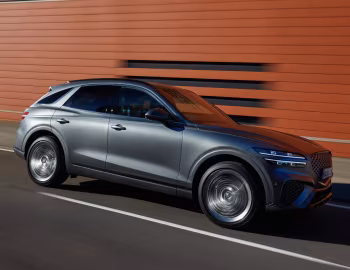 Genesis GV70 3.5T AWD [Australia] '2021–24