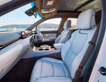 Интерьер Genesis GV70 Advanced [Australia] '2024–н.в.