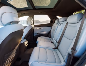 Интерьер Genesis GV70 Advanced [Australia] '2024–н.в.