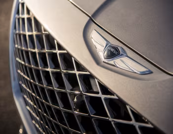 Логотип 2021–24 Genesis GV80 AWD [North America] '2020–24