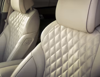 Интерьер 2021–24 Genesis GV80 AWD [North America] '2020–24