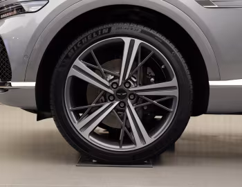 Genesis GV80 Coupe AWD [South Korea] '09.2023–н.в.