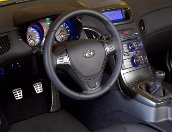 Торпедо Hyundai Genesis Coupe '10.2008–11.2011
