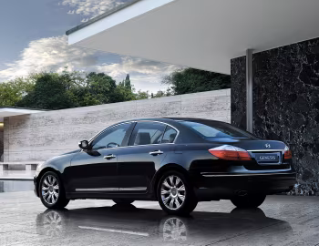 Hyundai Genesis (BH) '01.2008–10.2013