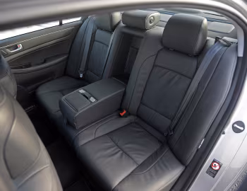 Интерьер 2012–14 Hyundai Genesis R-Spec [North America] (BH) '2011–14