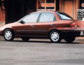 1995–97 Geo Metro Sedan '1994–97
