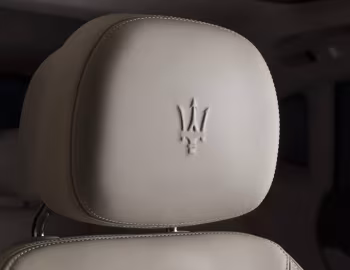 Interior Maserati Levante S Q4 GranLusso [Worldwide] (M161) '2017–18