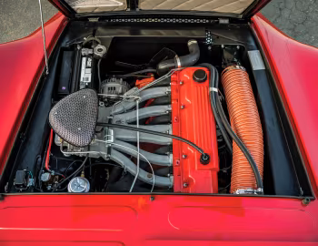 Bajo el capó Plymouth Asimmetrica '1961