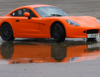 Ginetta G40R '08.2011–pr.