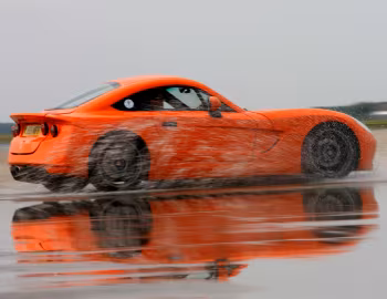Ginetta G40R '08.2011–至今