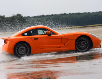 Ginetta G40R '08.2011–pr.
