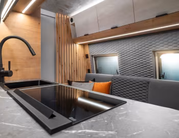Interior 2024–25 Globe-Traveller Falcon 2XS '2023–25