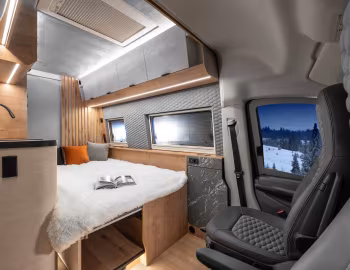 Interior 2024–25 Globe-Traveller Falcon 2XS '2023–25