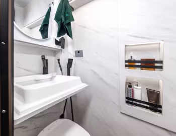 Interior 2025–pr. Globe-Traveller Falcon 2YS '2024–pr.