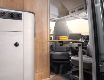 Interior 2025–pr. Globe-Traveller Falcon 2YS '2024–pr.