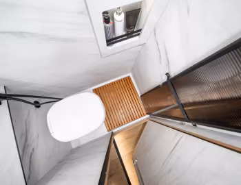 Interior 2025–pr. Globe-Traveller Falcon 2YS '2024–pr.