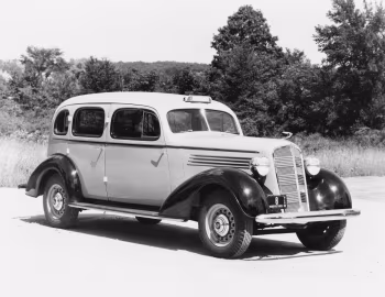 1935 General Motors Cab Model O-15