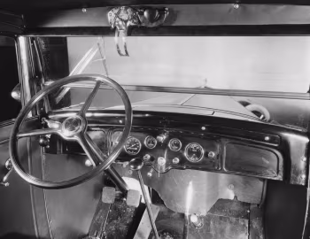 Передня панель 1933 General Motors Cab Model O-14