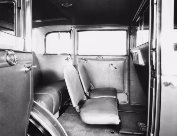 Interior 1933 General Motors Cab Model O-14