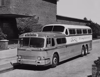 GM PD-4501 Scenicruiser '07.1954–56