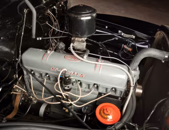 Sous la capuche 1952 GMC 100 Suburban Carryall