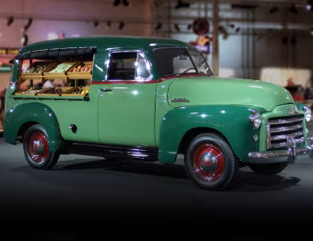 1951 GMC 100 Canopy Express (101-22)