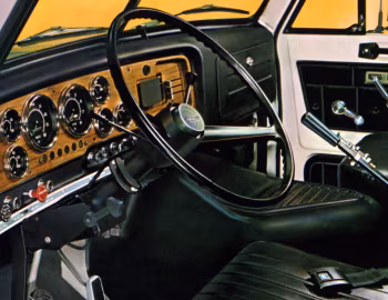 Interior GMC 9500 '1972–????