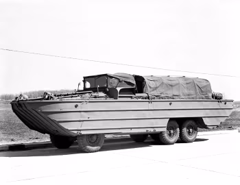GMC DUKW 353 '04.1941–45