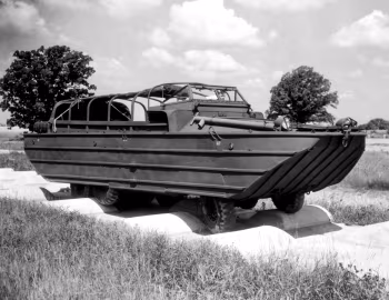 GMC DUKW 353 '04.1941–45