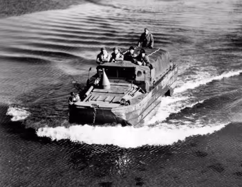 GMC DUKW 353 '04.1941–45
