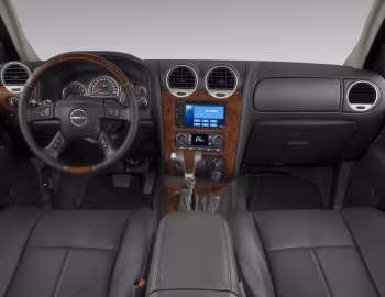 Торпедо 2006–08 GMC Envoy Denali '2005–08