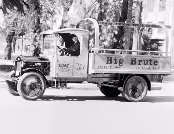 1925 GMC Model K52