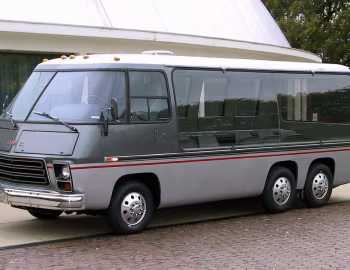 1974 GMC Motorhome Viewing Platform
