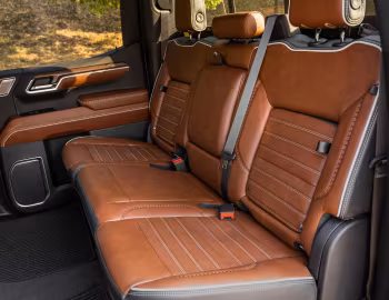 Інтэр'ер 2022–н.ч. GMC Sierra Denali Ultimate Crew Cab [Mexico] '2021–н.ч.